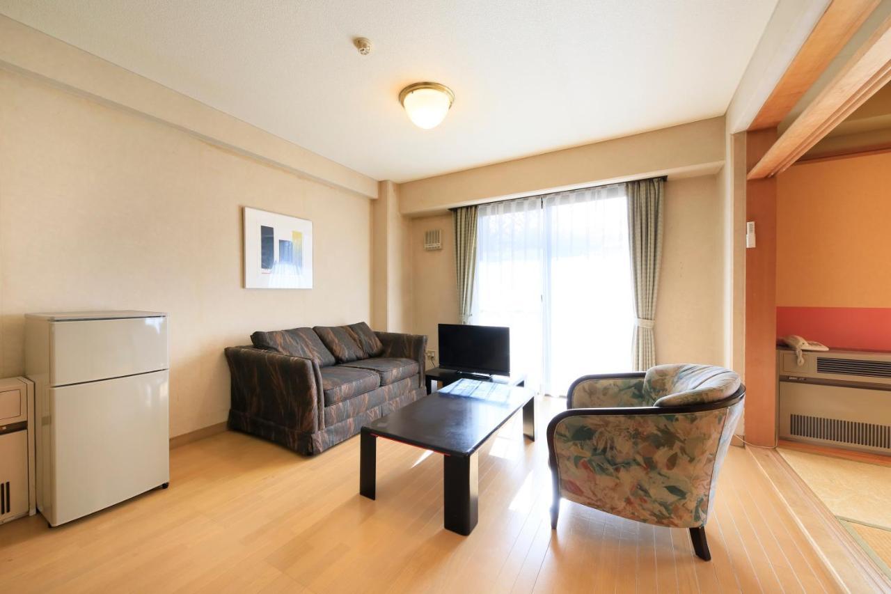 Kishutetsudo Karuizawa Hotel Цумагои Экстерьер фото