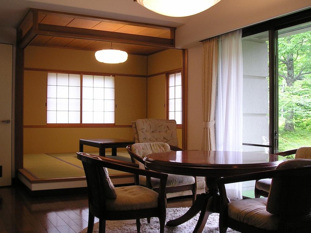 Kishutetsudo Karuizawa Hotel Цумагои Экстерьер фото